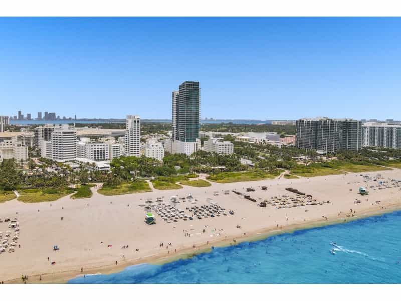 Kondominium dalam Miami Beach, Florida 10212994