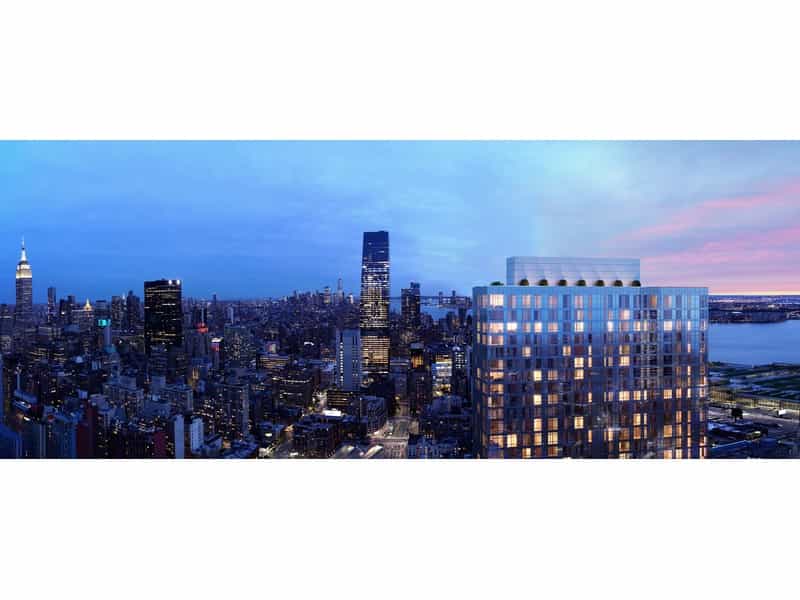 Condominium in New York, New York 10213000