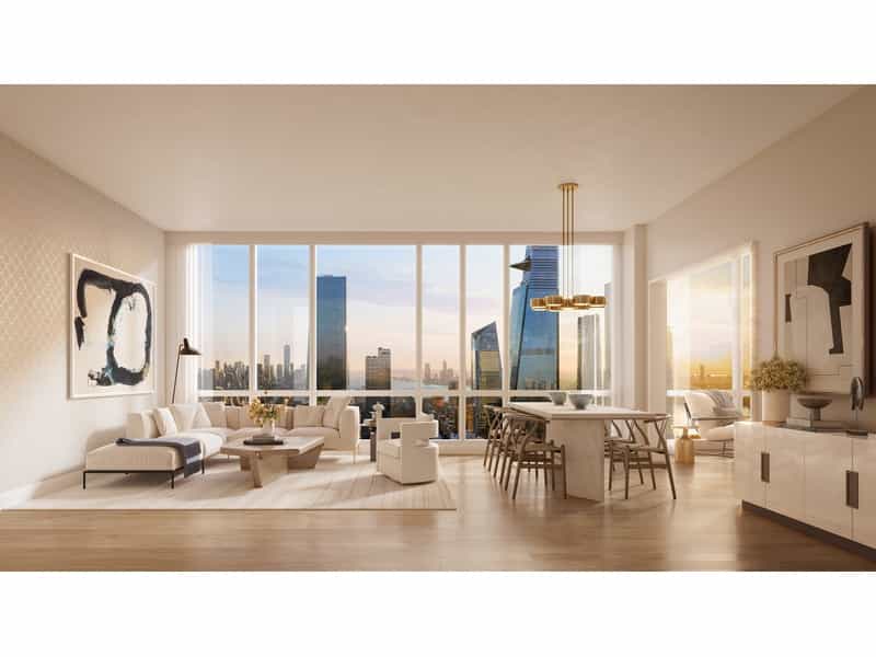 Residential in New York, New York 10213000
