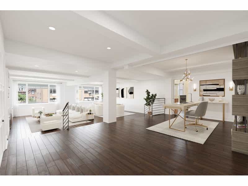 Residential in New York, New York 10213028