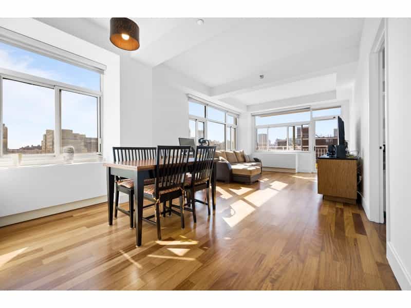 Condominium in Manhattan, New York 10213083