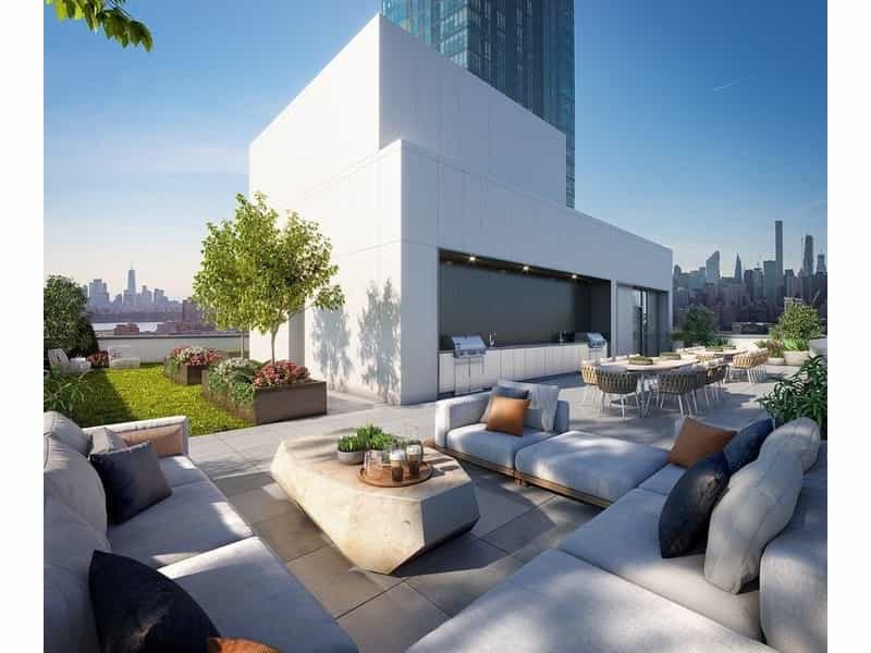 Condominium in Manhattan, New York 10213239