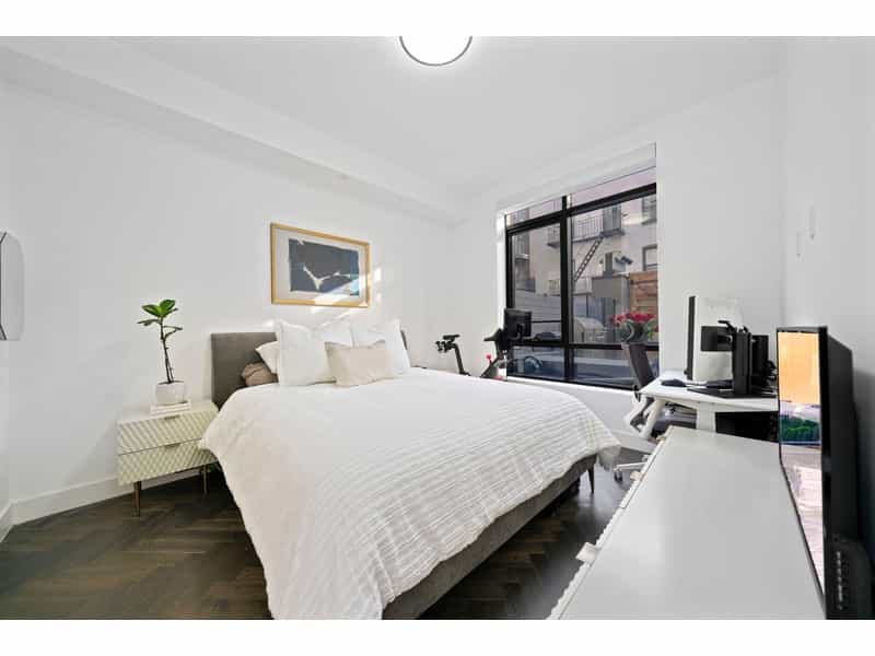 Condominium in , New York 10213253