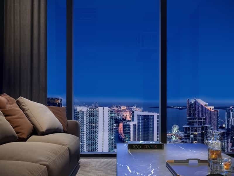 Condominium in Miami, Florida 10213267