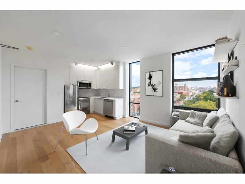 Condominium in Manhattan, New York 10213472