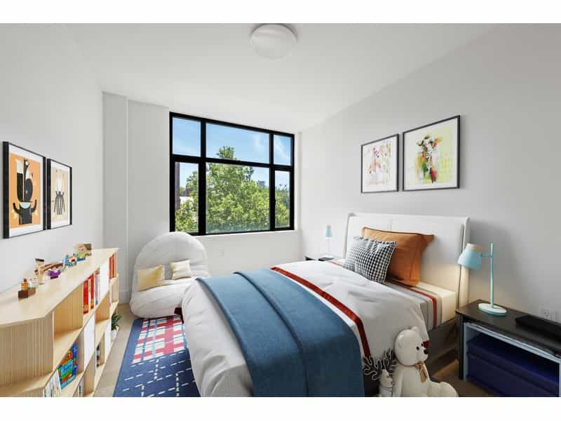 Condominium in New York, New York 10213517
