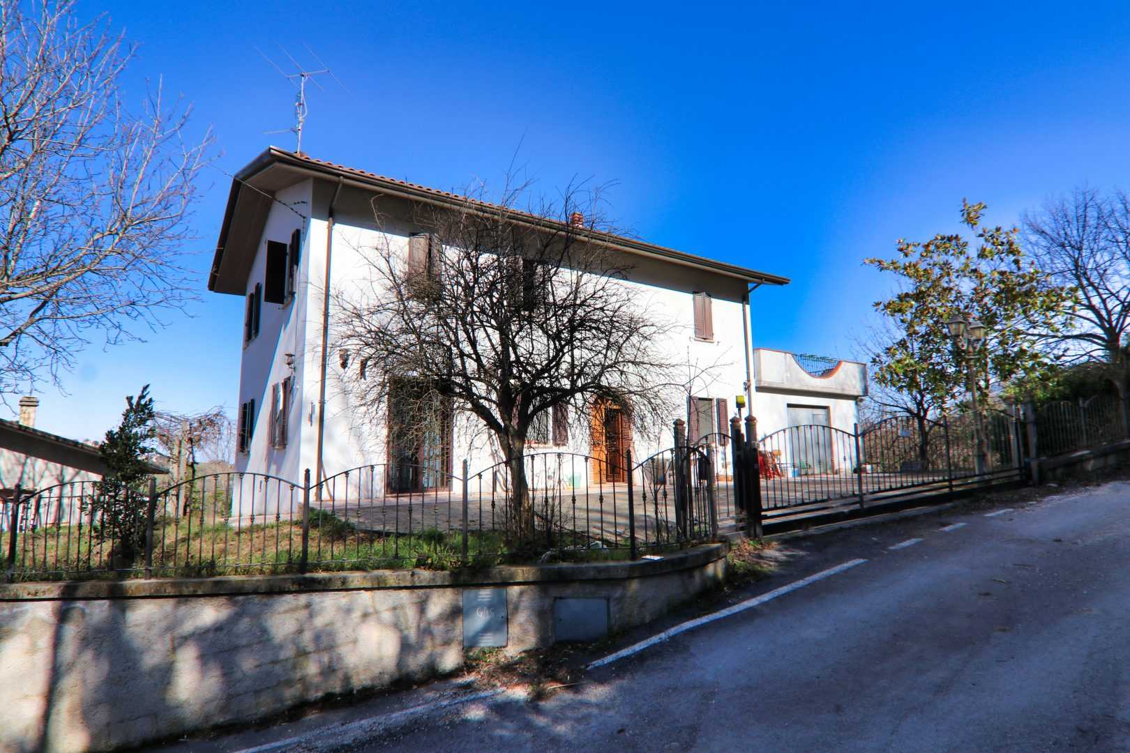 жилой дом в Таверна, 5 Via Cà Municipale 10213893