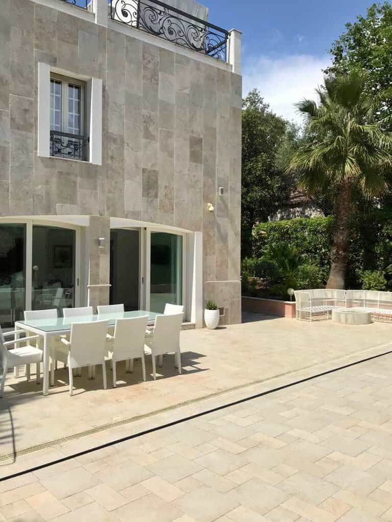 House in Cap Martin, Provence-Alpes-Cote d'Azur 10213978