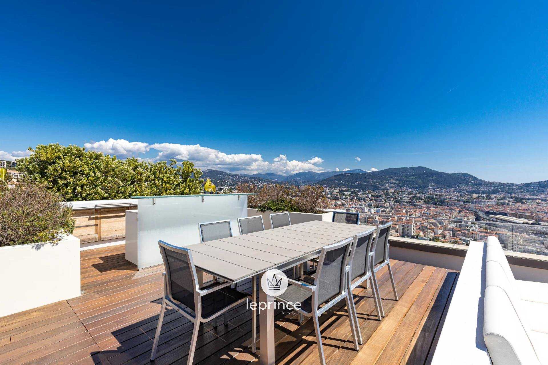 Condominium dans Nice, Alpes-Maritimes 10213980