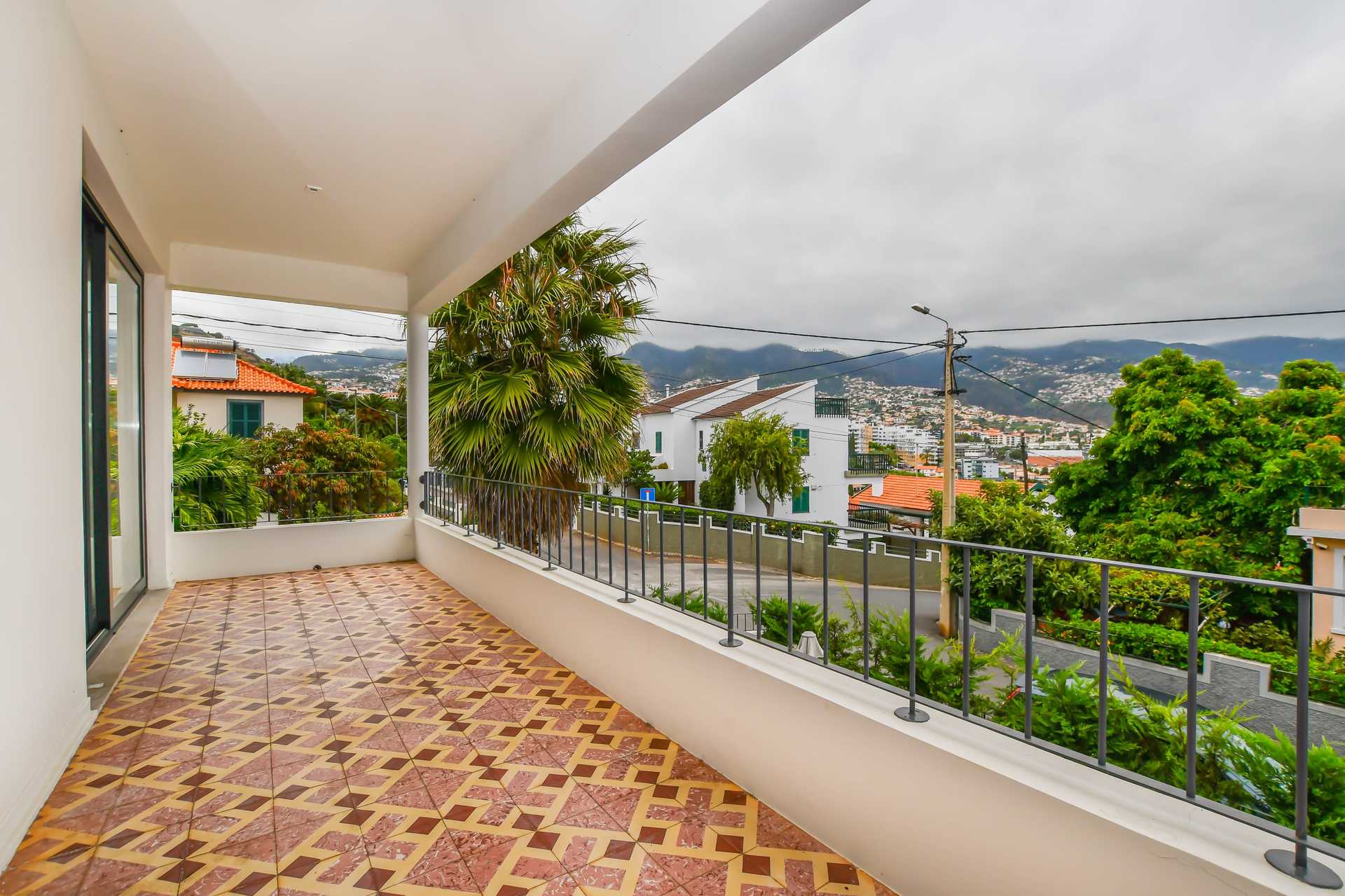 жилой дом в Funchal, Madeira 10214186
