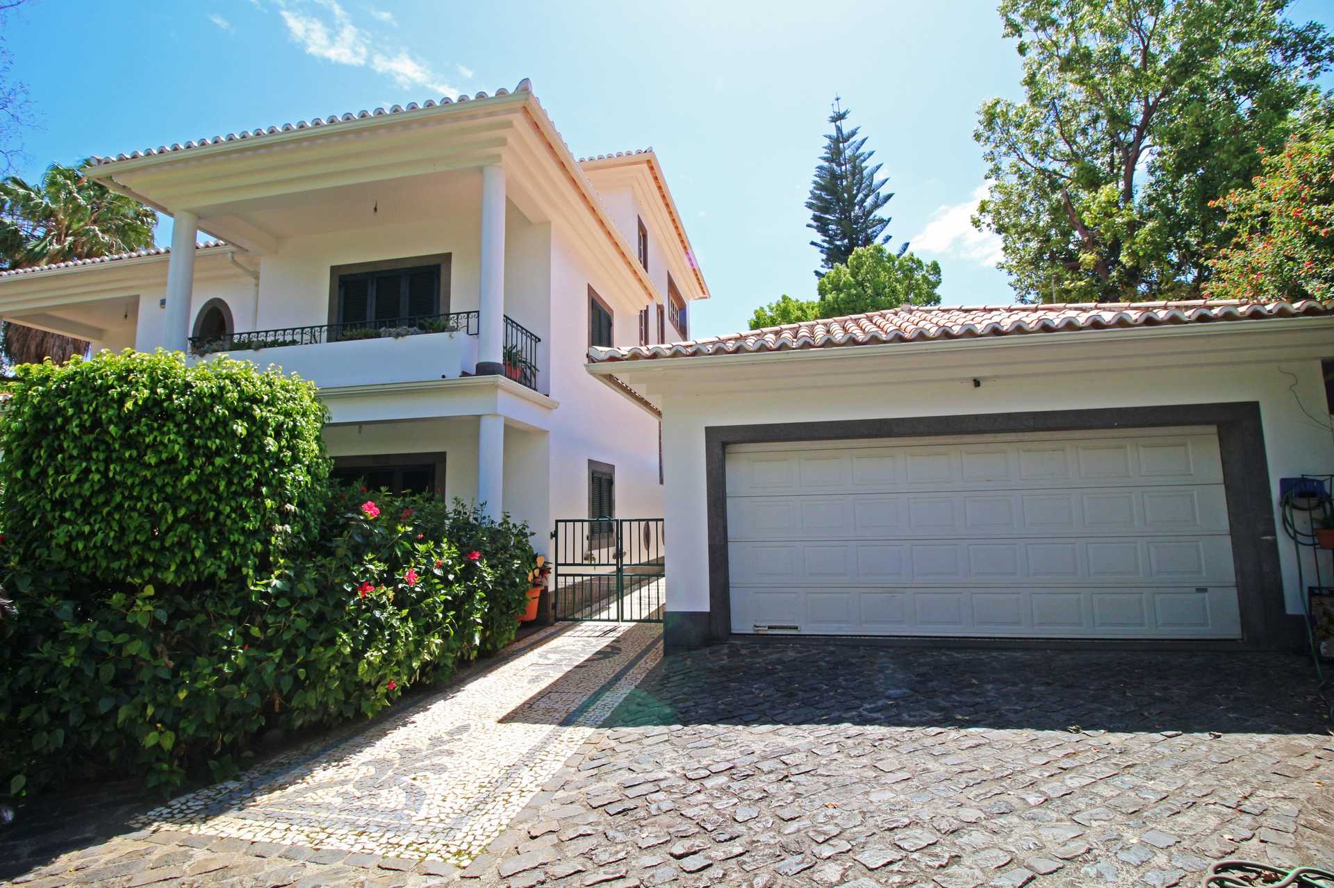Casa nel Funchal, Madeira 10214192