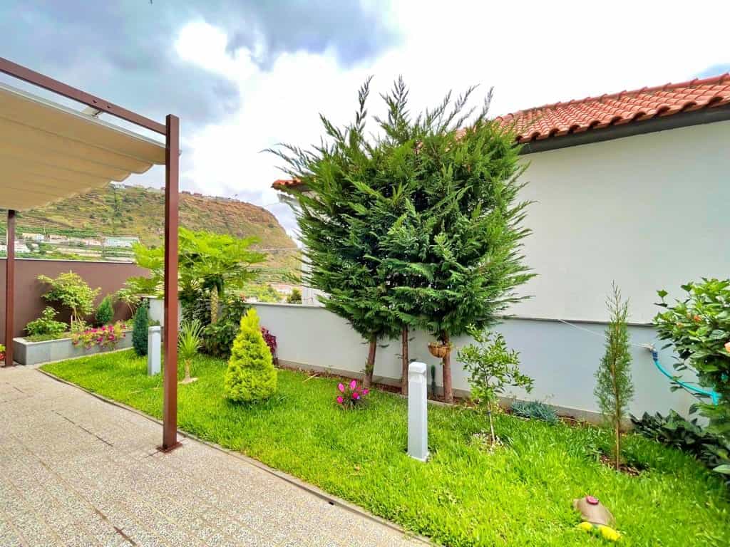 жилой дом в Estreito da Calheta, Madeira 10214231