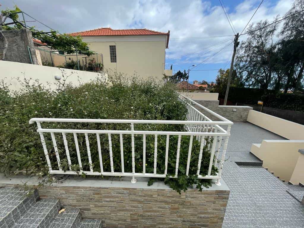 жилой дом в Funchal, Caminho da Achada 10214289