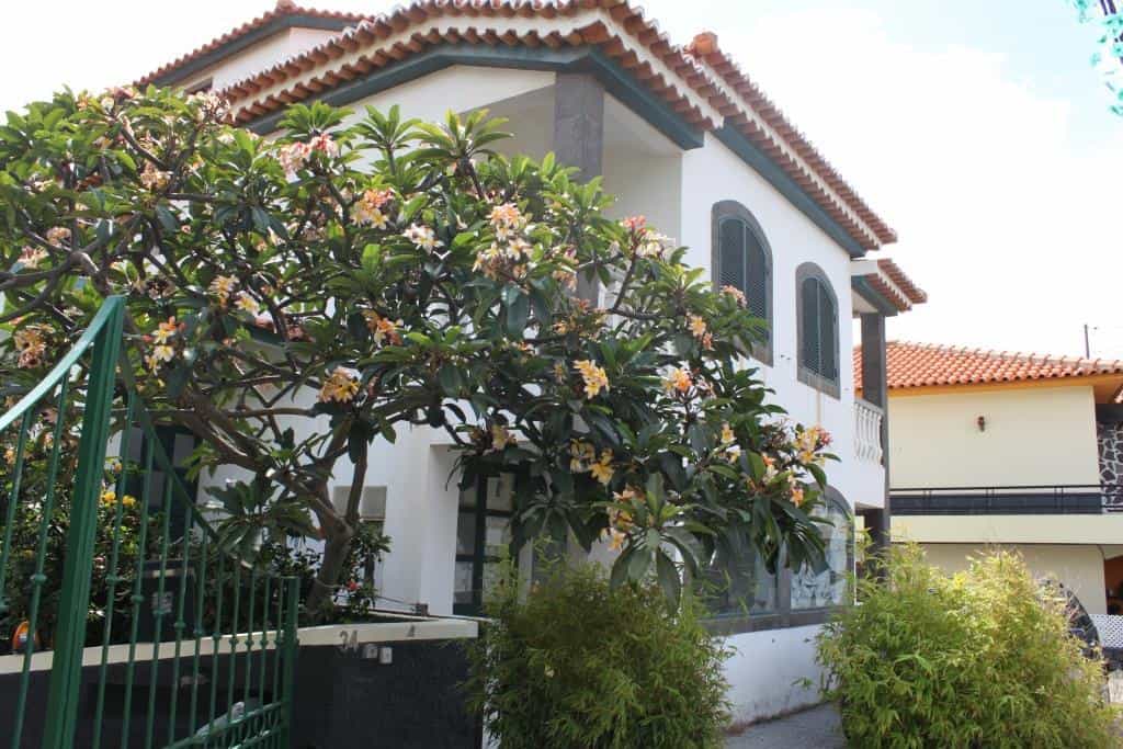Rumah di Machico, Madeira 10214335