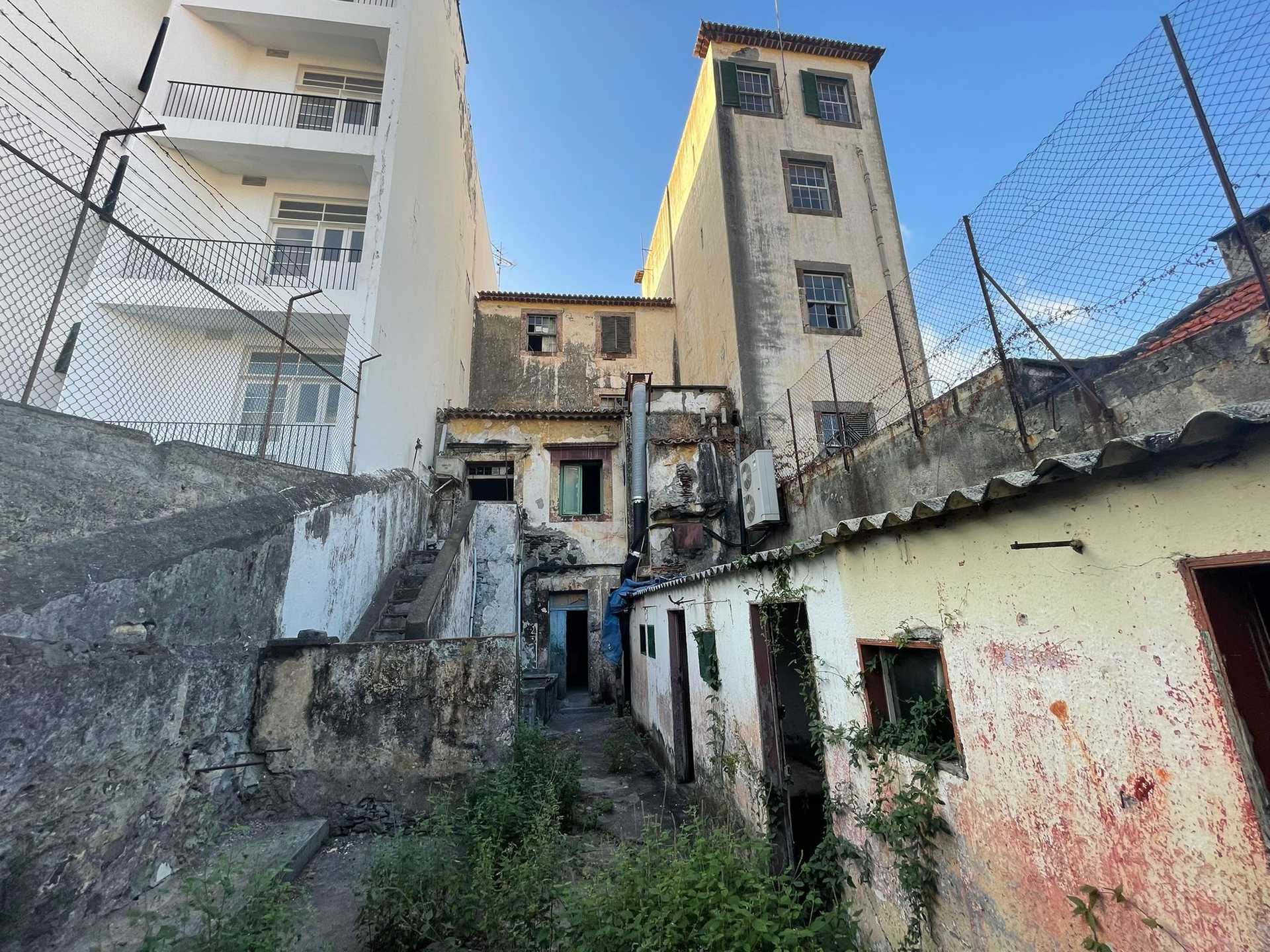rumah dalam Funchal, Rua da Carreira 10214337