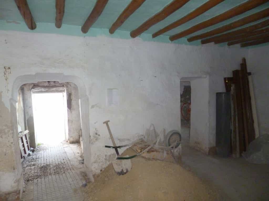 Eigentumswohnung im Pruna, Andalusia 10214424