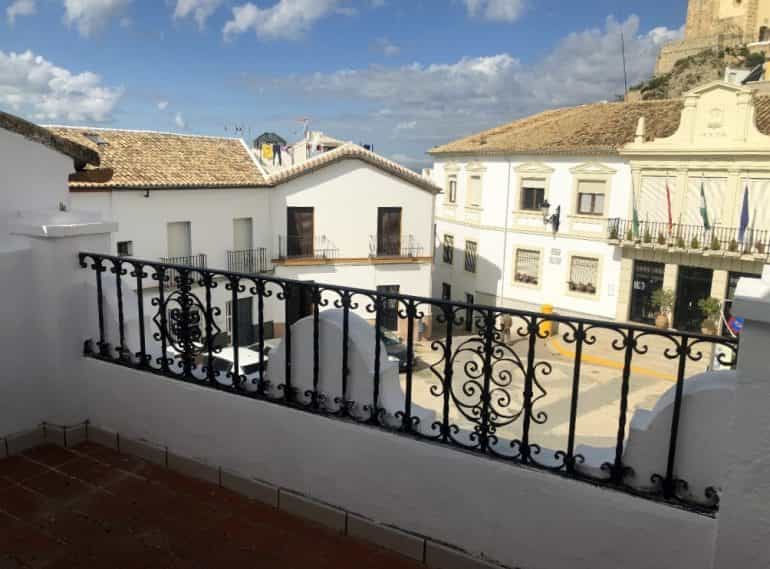 rumah dalam Olvera, Andalusia 10214527