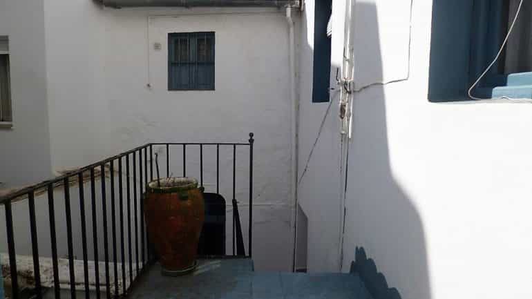 House in Olvera, Andalusia 10214532