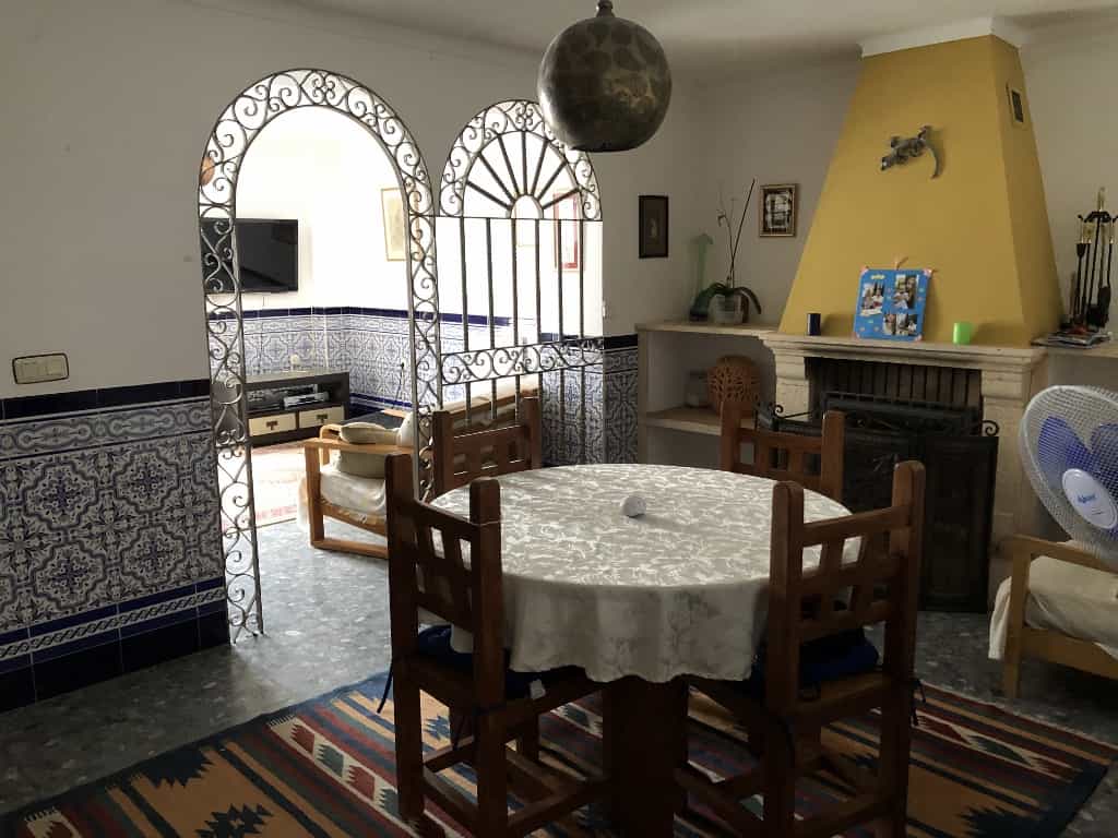 rumah dalam Olvera, Andalusia 10214558