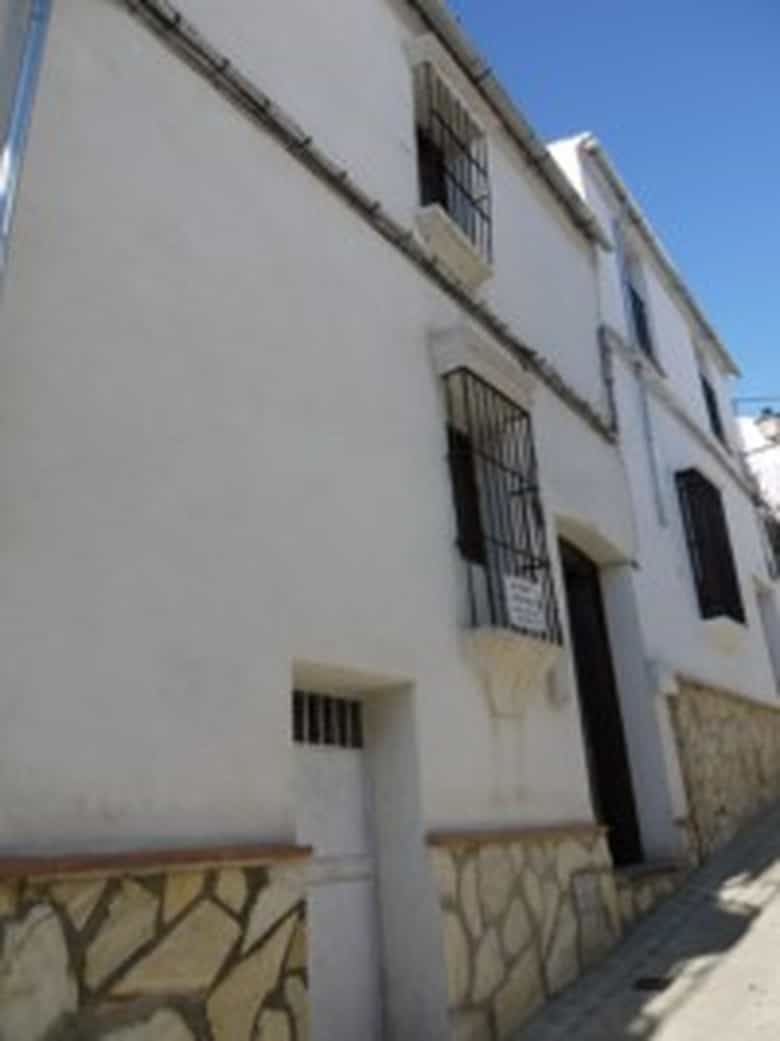 жилой дом в Ольвера, Андалусия 10214562