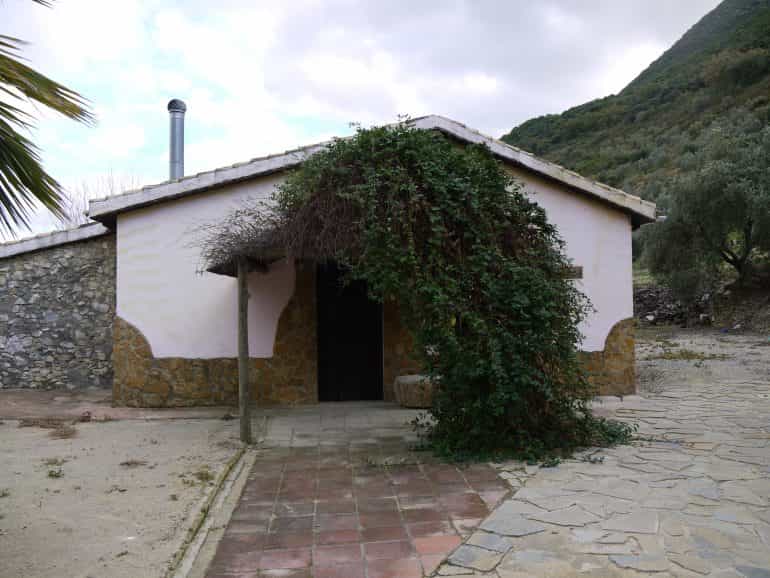 жилой дом в Algamitas, Andalusia 10214577