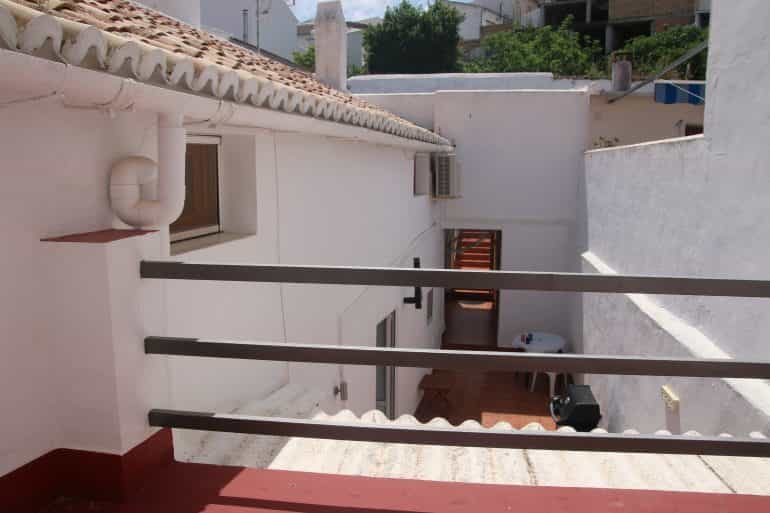жилой дом в Теба, Андалусия 10214582