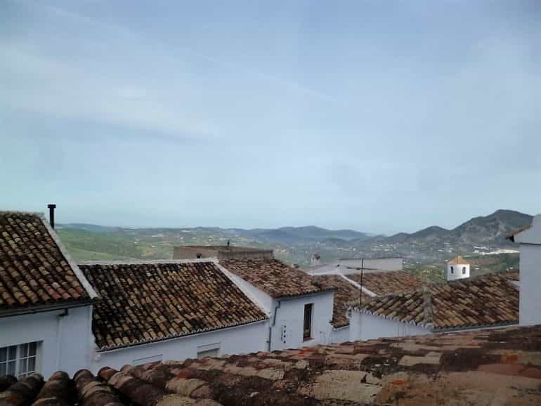 House in Zahara de la Sierra, Andalusia 10214583