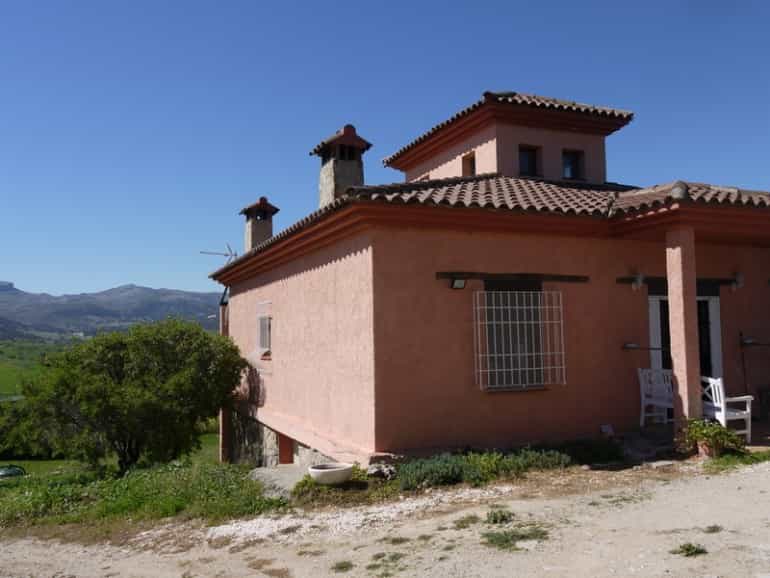 жилой дом в Ronda, Andalusia 10214598