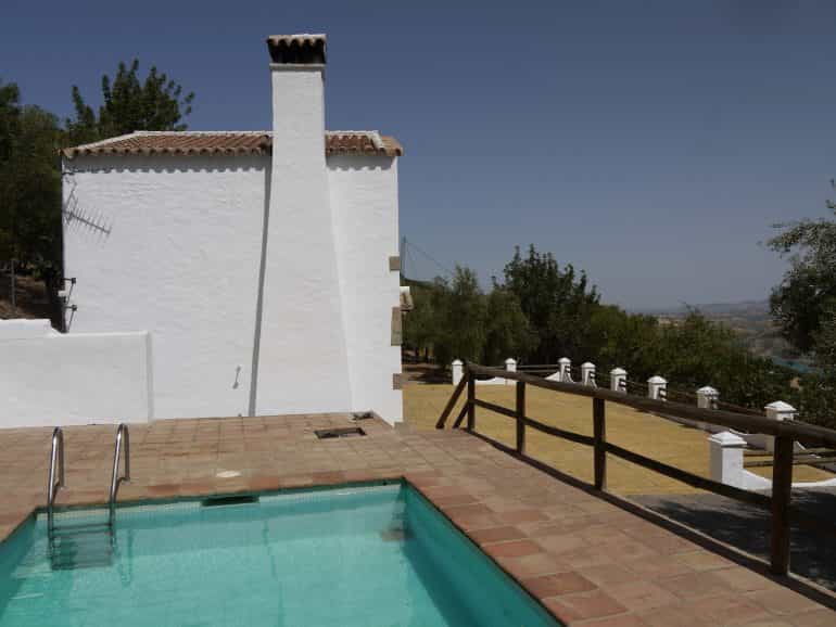 casa en Zahara de la Sierra, Andalusia 10214601