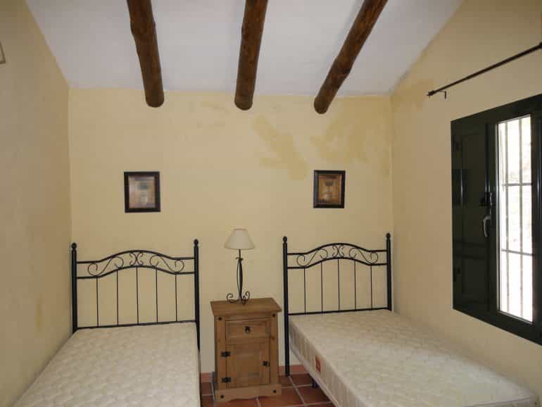 rumah dalam Zahara de la Sierra, Andalusia 10214601