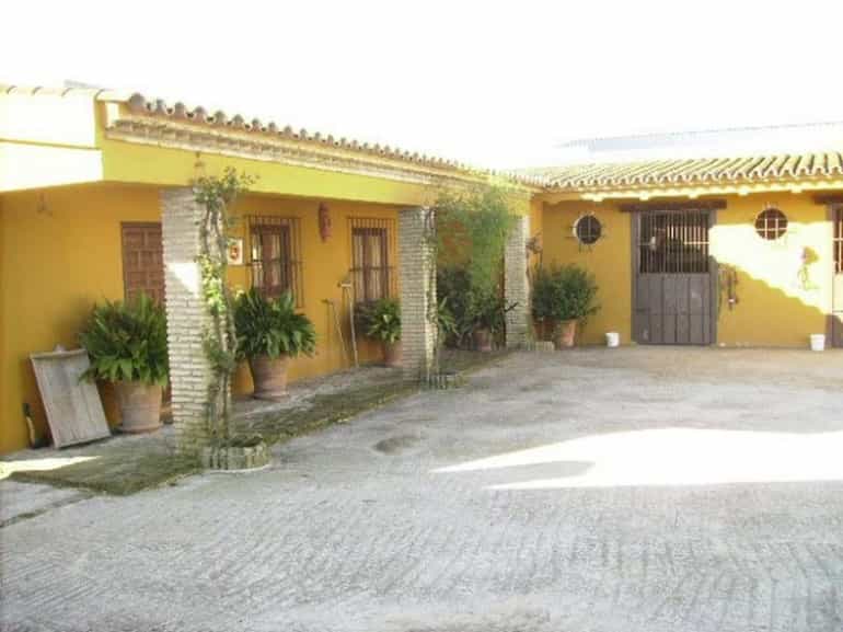 Будинок в Morón de la Frontera, Andalusia 10214608