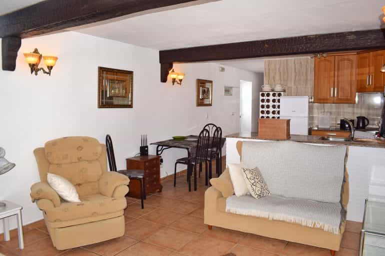 Rumah di Pruna, Andalusia 10214615