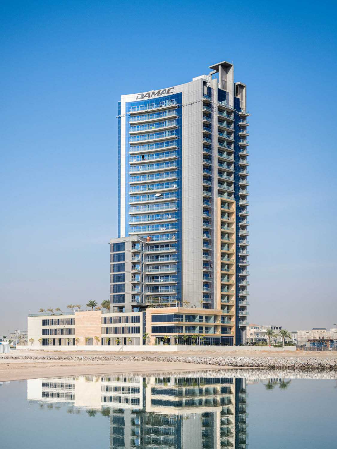 Condominium in Al Hammamah, Az Za'ayin 10214811