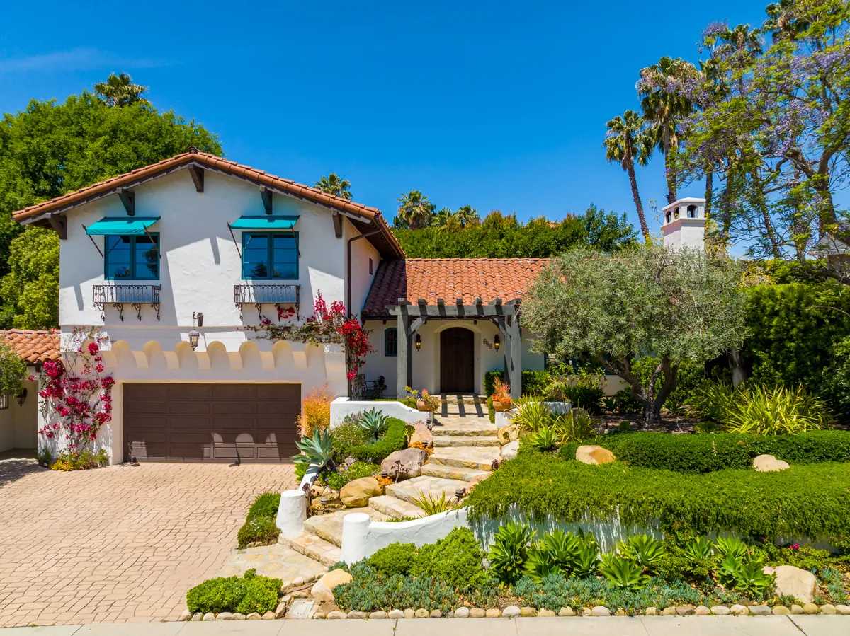 House in Santa Barbara, 409 Lincolnwood Place 10214931