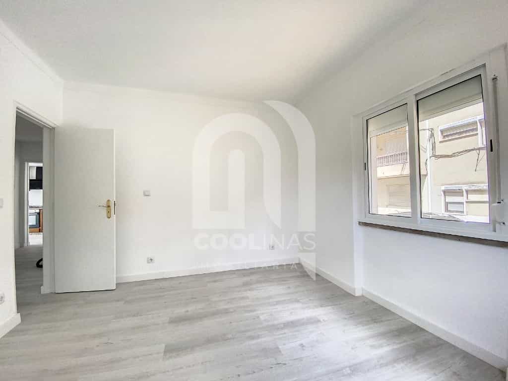 Condominium in Belas, Lisbon 10214989