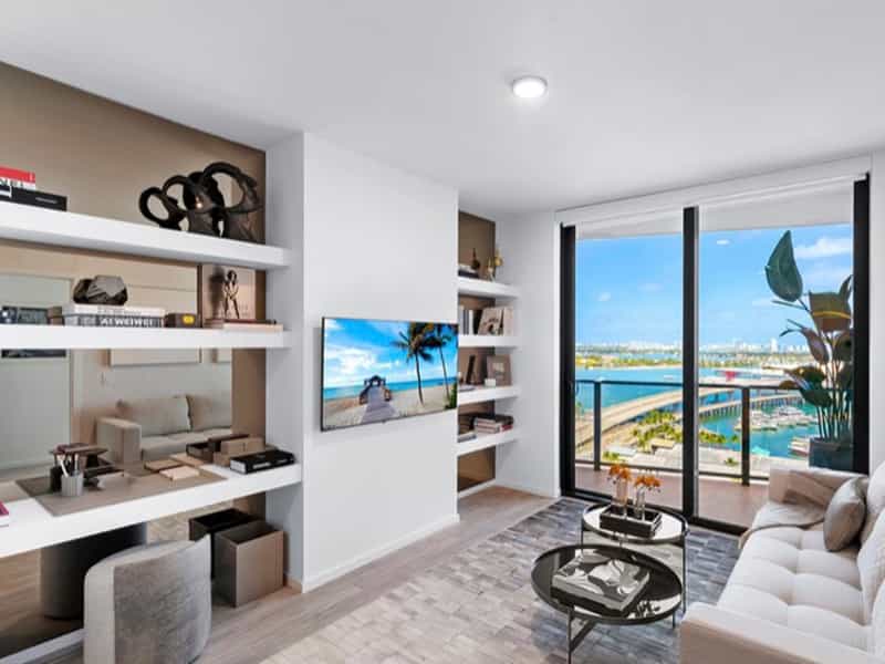Condominium in Miami, Florida 10215283