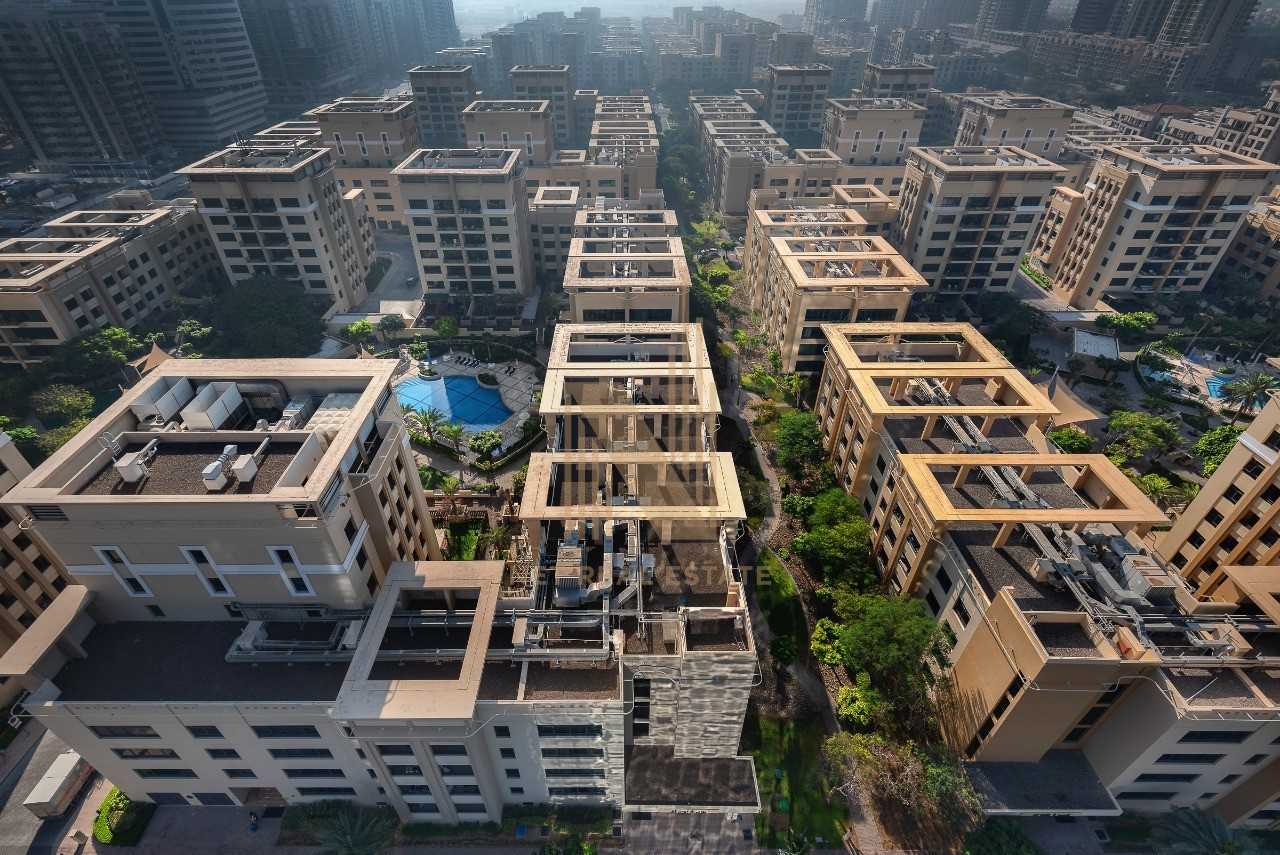 Condominium in Dubai, Dubai 10215409
