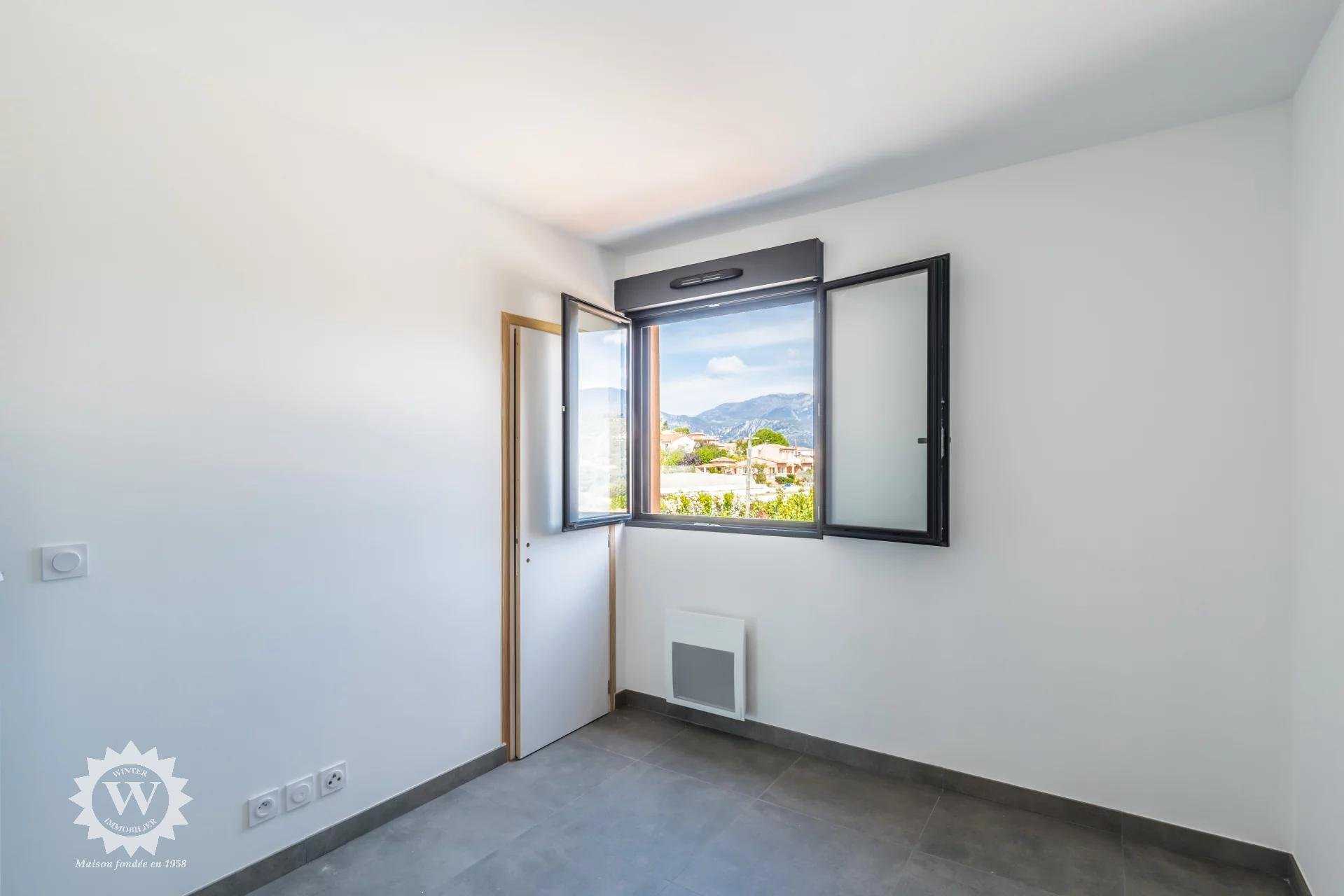Condominium dans Carros, Alpes-Maritimes 10215499