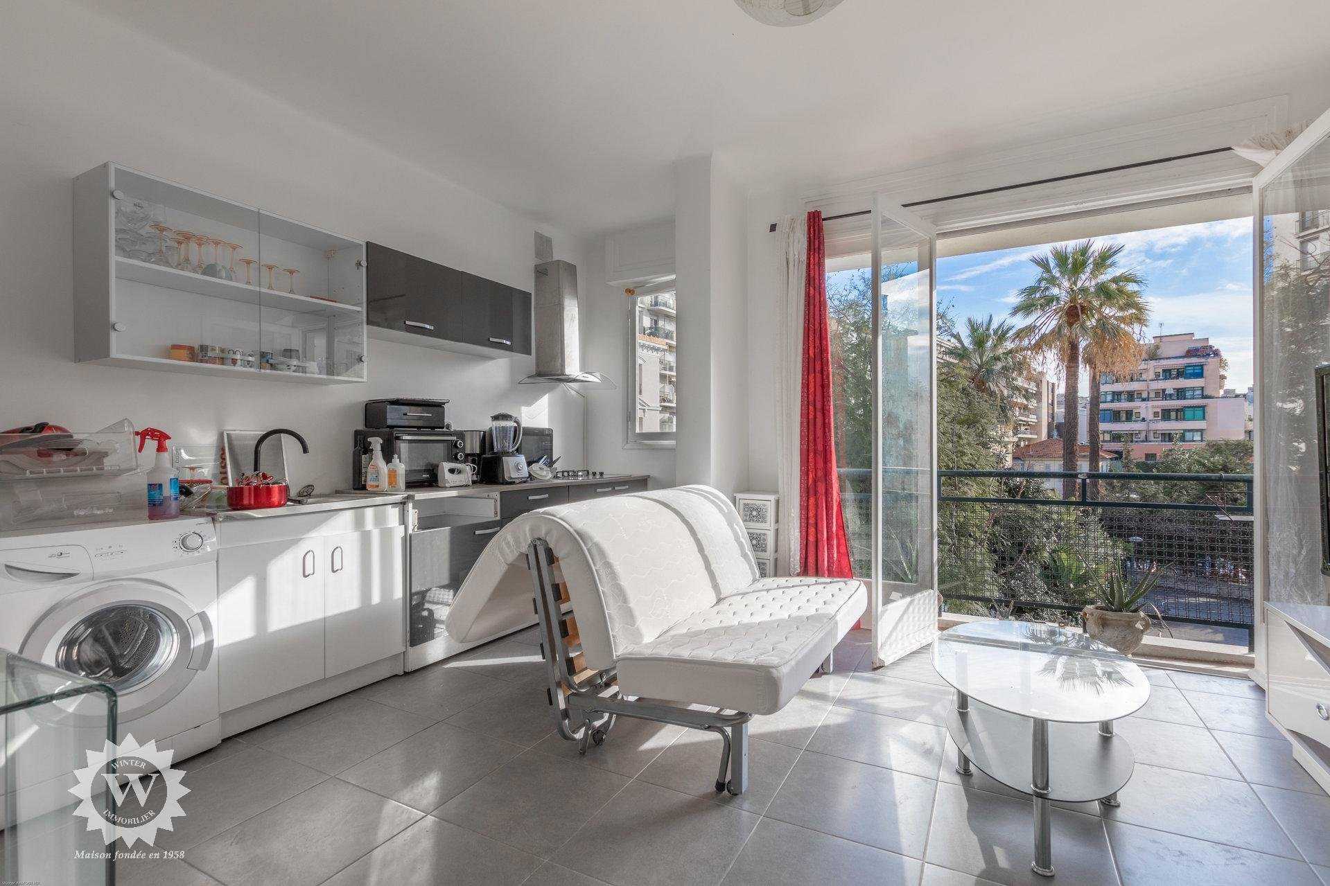 Condominium in Saint-Philippe, Provence-Alpes-Cote d'Azur 10215538