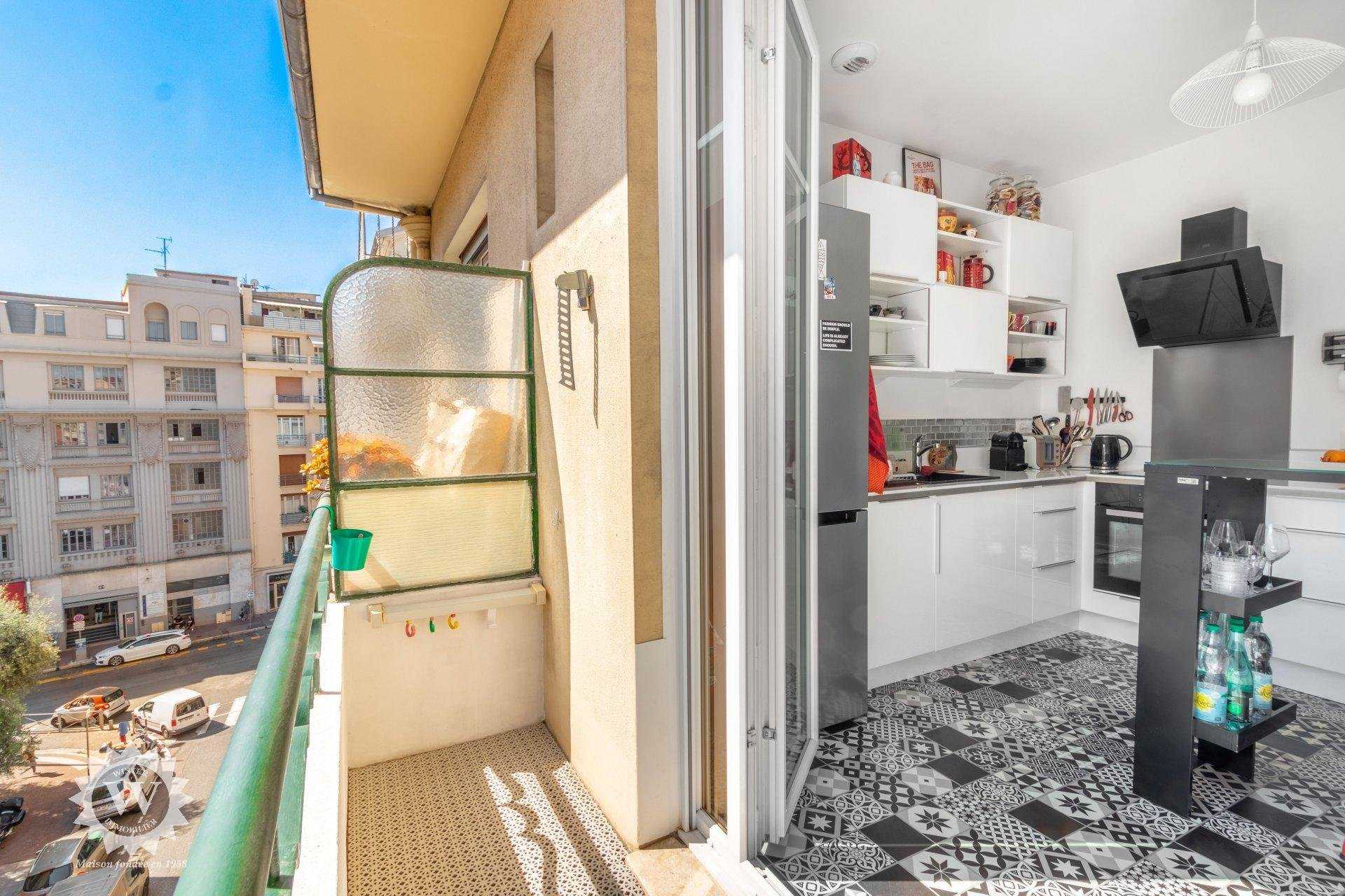 公寓 在 Nice, Alpes-Maritimes 10215542