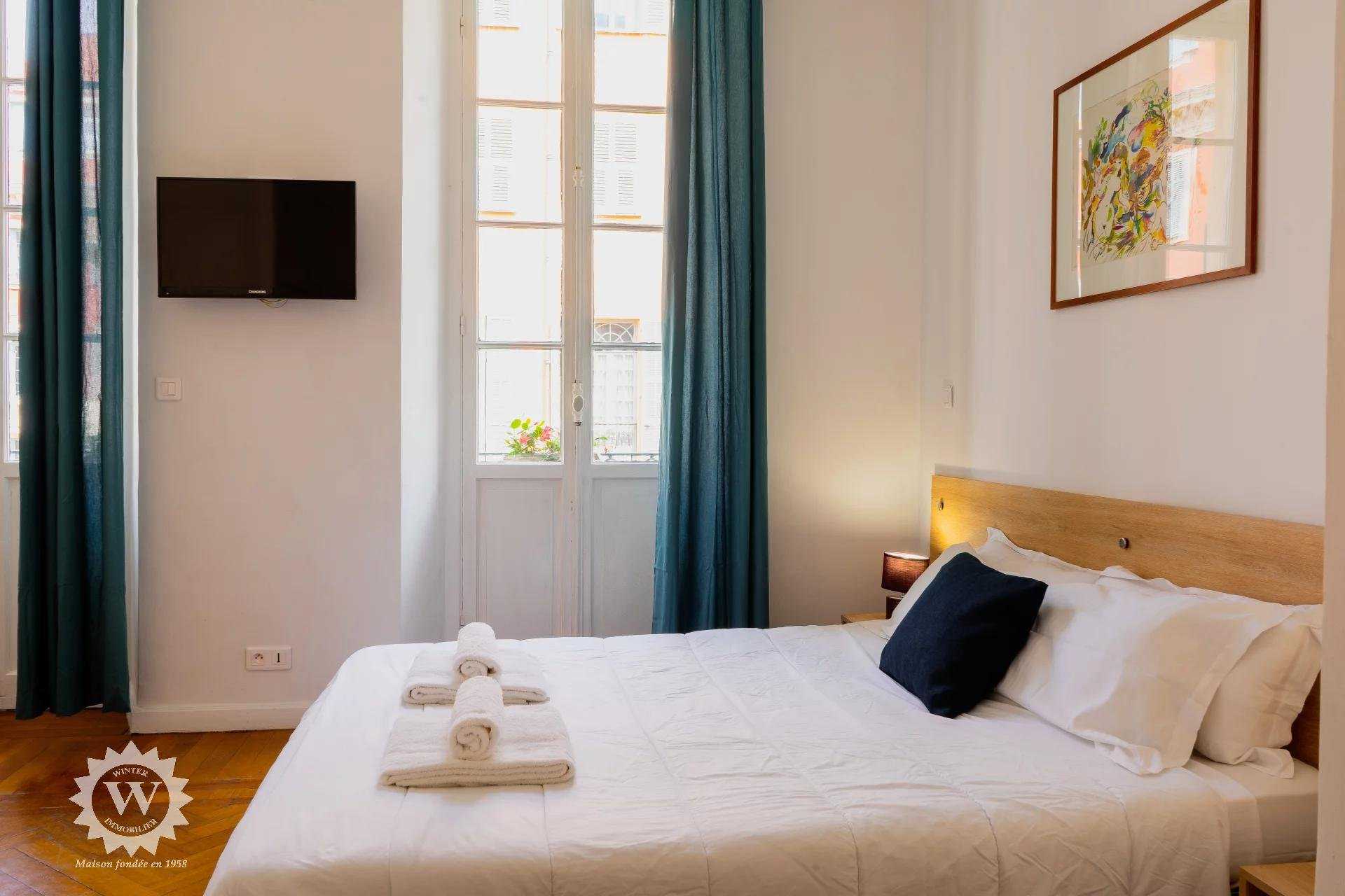 Condominium in Nice, Provence-Alpes-Cote d'Azur 10215549
