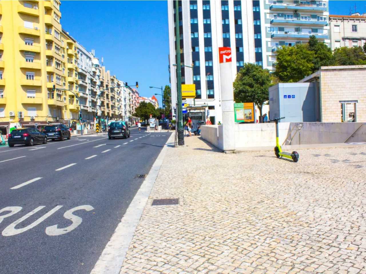 House in Lisboa, 195 Avenida Almirante Reis 10215804