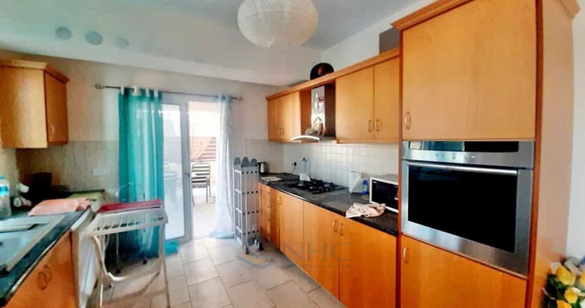 Condominium in Paphos, Paphos 10216132