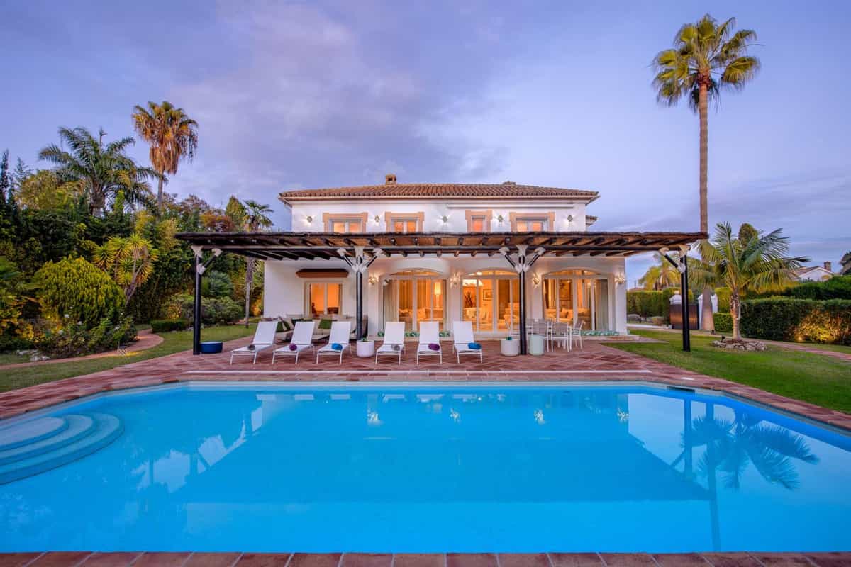 House in Marbella, Andalucía 10216808