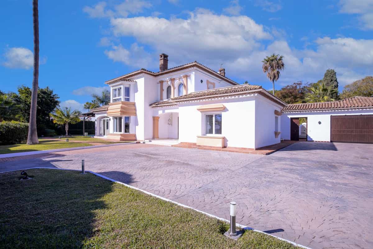 Huis in Marbella, Andalucía 10216808