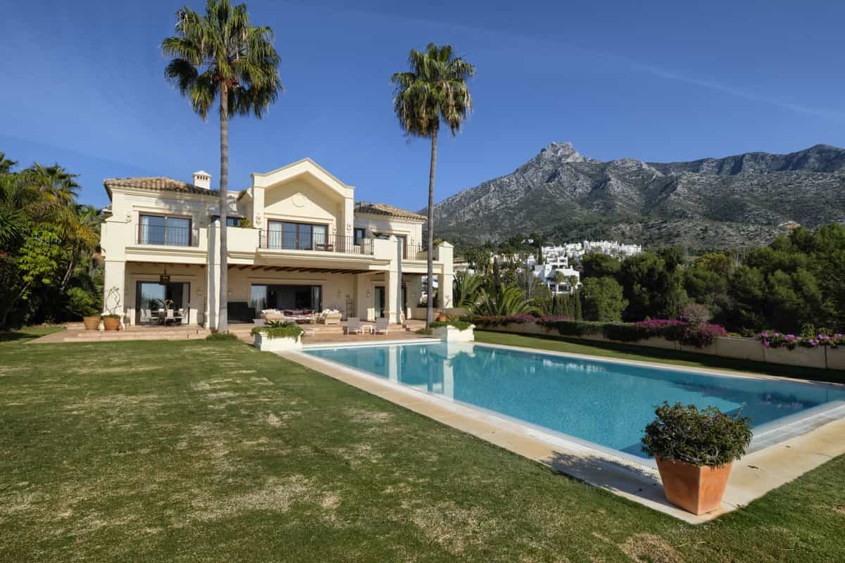 жилой дом в Marbella, Andalucía 10217128