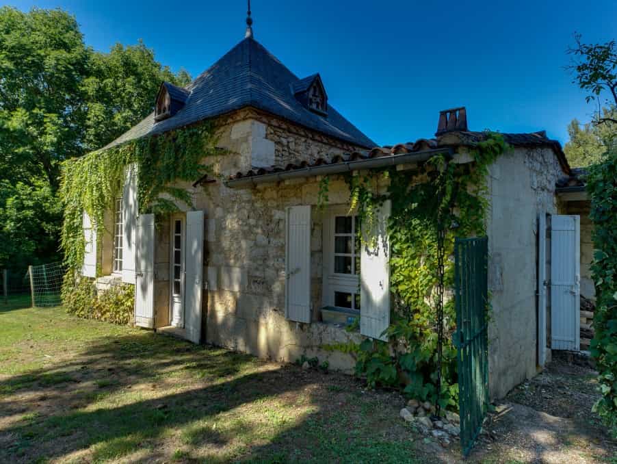 House in Lalinde, Nouvelle-Aquitaine 10217989
