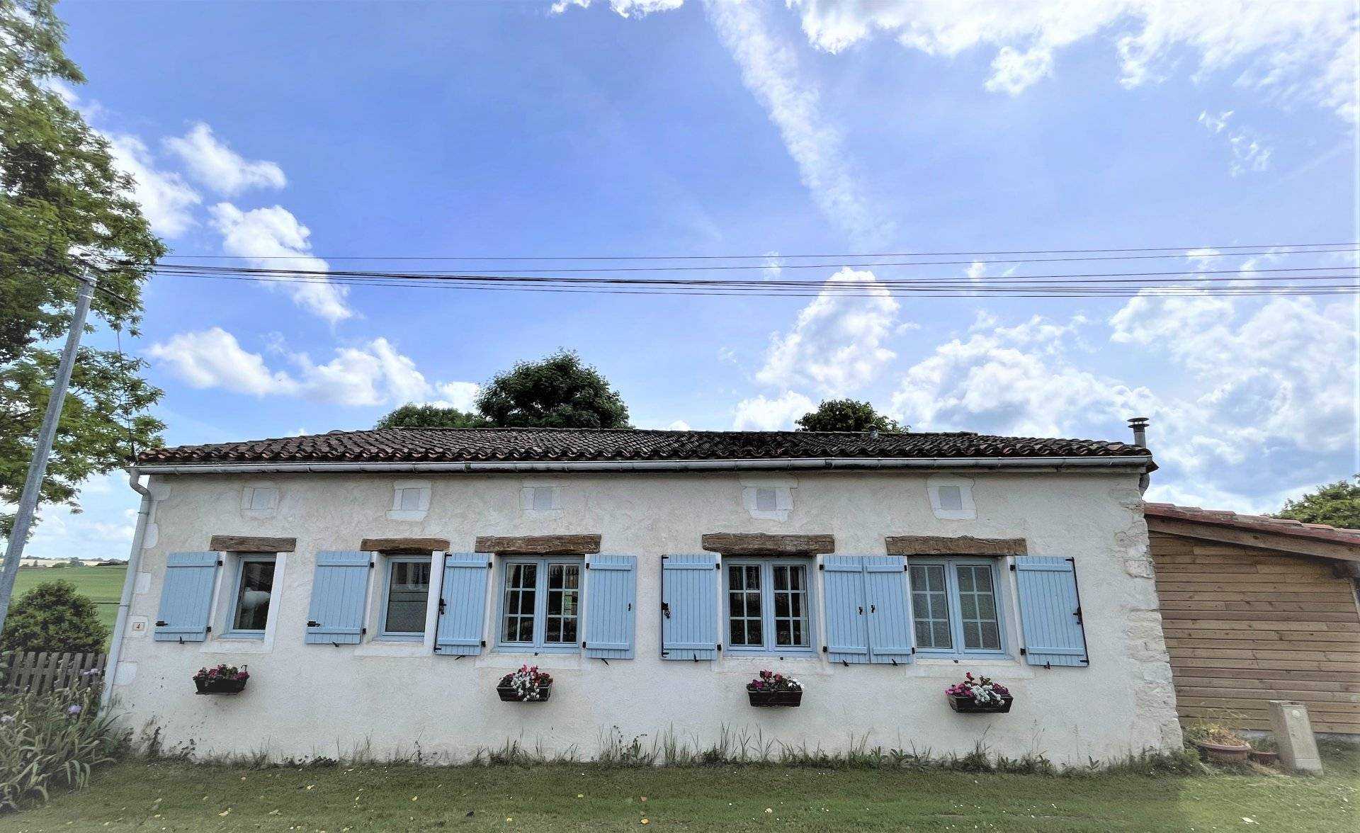 Hus i Sainte-Souline, Nouvelle-Aquitaine 10218000