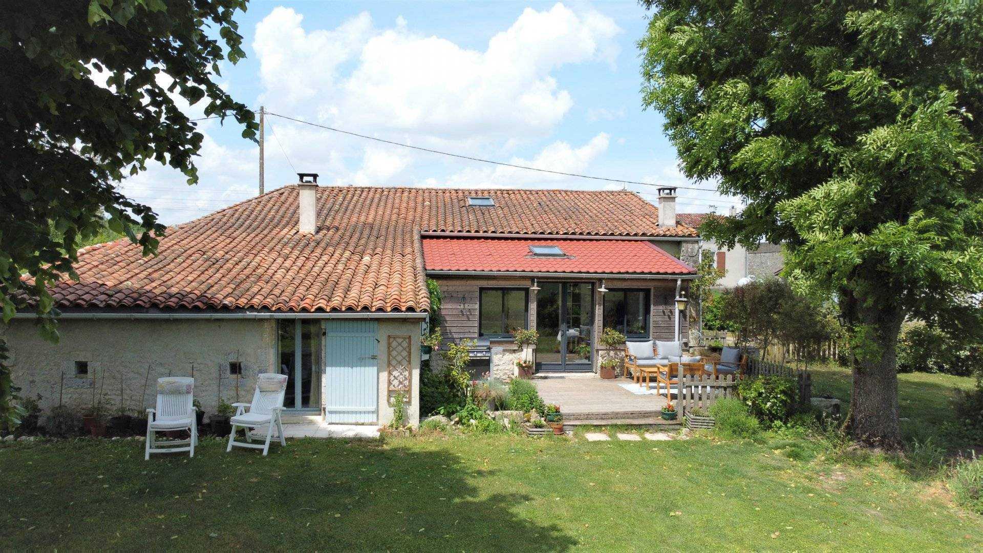Huis in Sainte-Souline, Nouvelle-Aquitaine 10218000