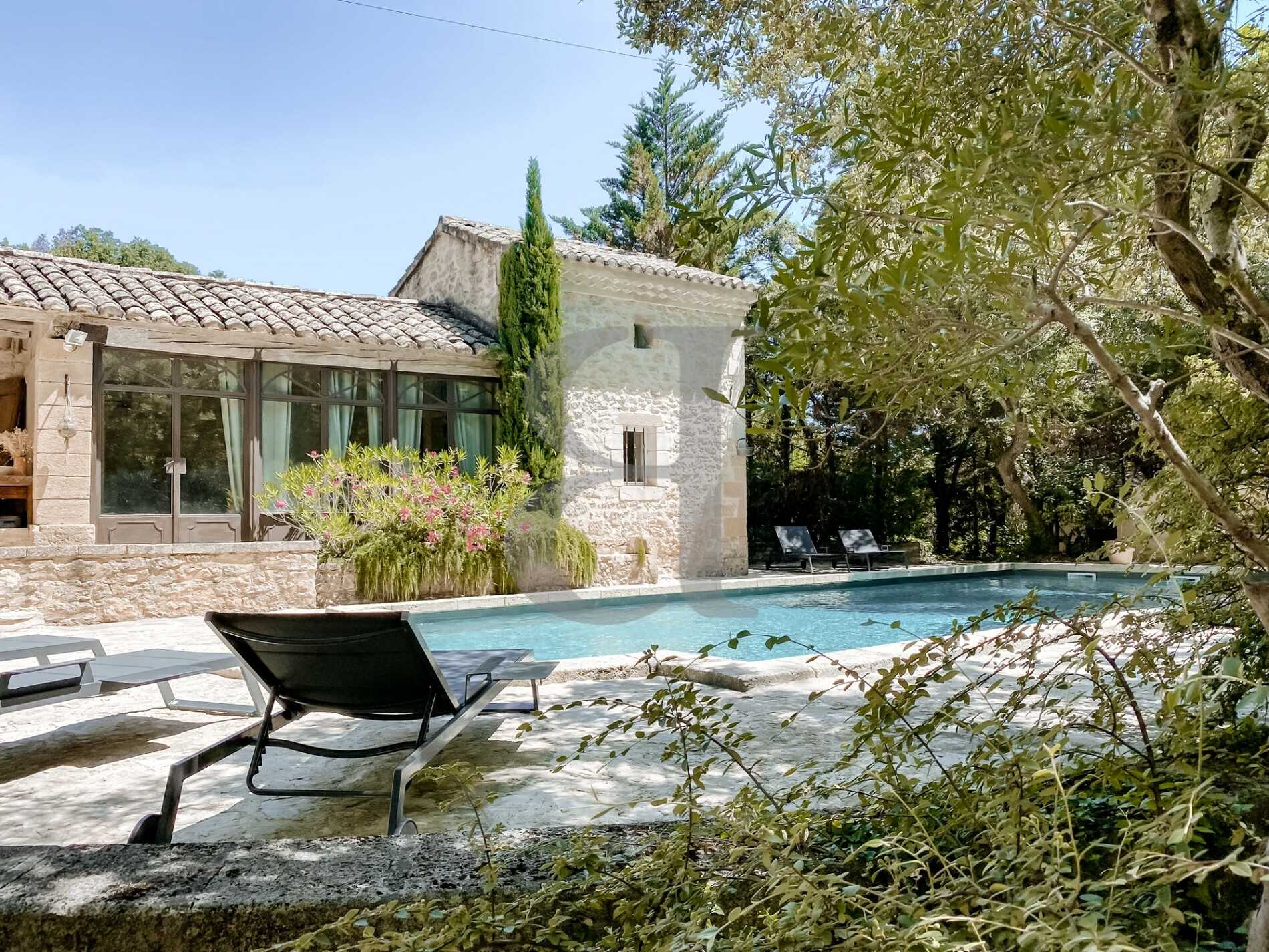 House in Villeneuve-les-Avignon, Occitanie 10218200
